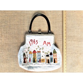 BOLSO DE MANO EN FRANELA